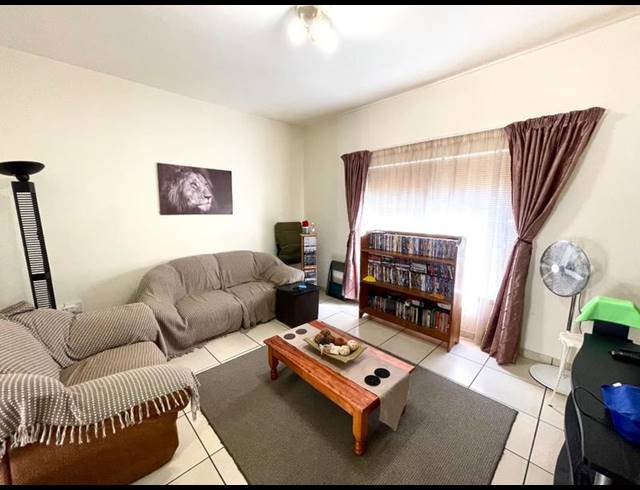 1 BEDROOM APARTMENT FOR SALE IN DASSIE RAND